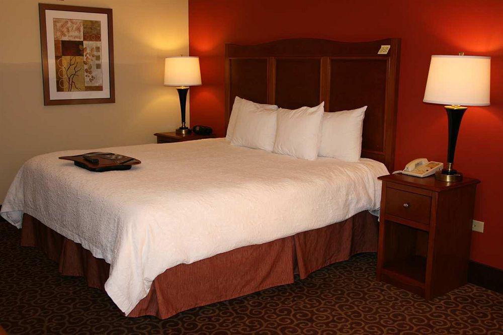 Hampton Inn Chicago-Carol Stream Exteriér fotografie